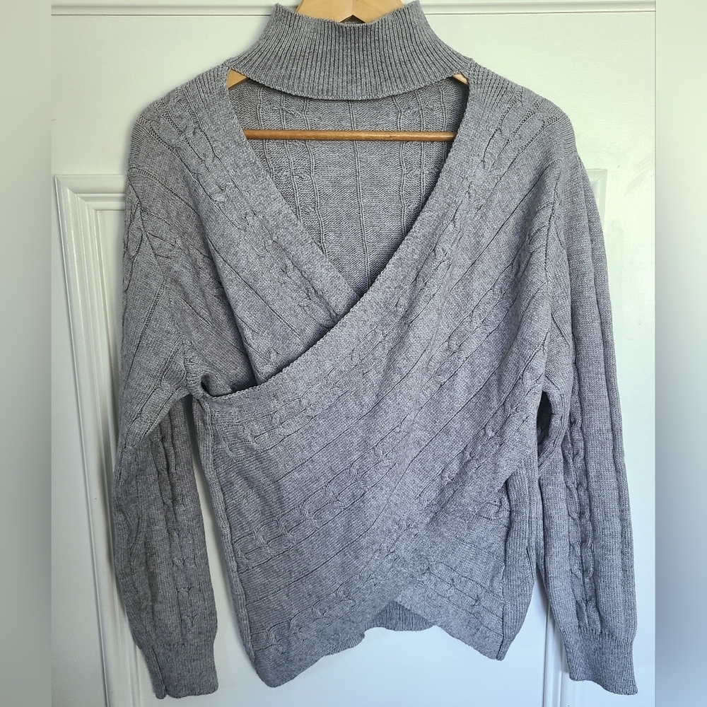 Shein choker crossover sweater‎